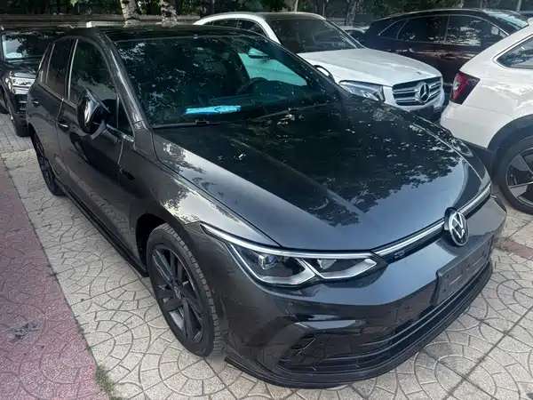 Volkswagen Golf 2023