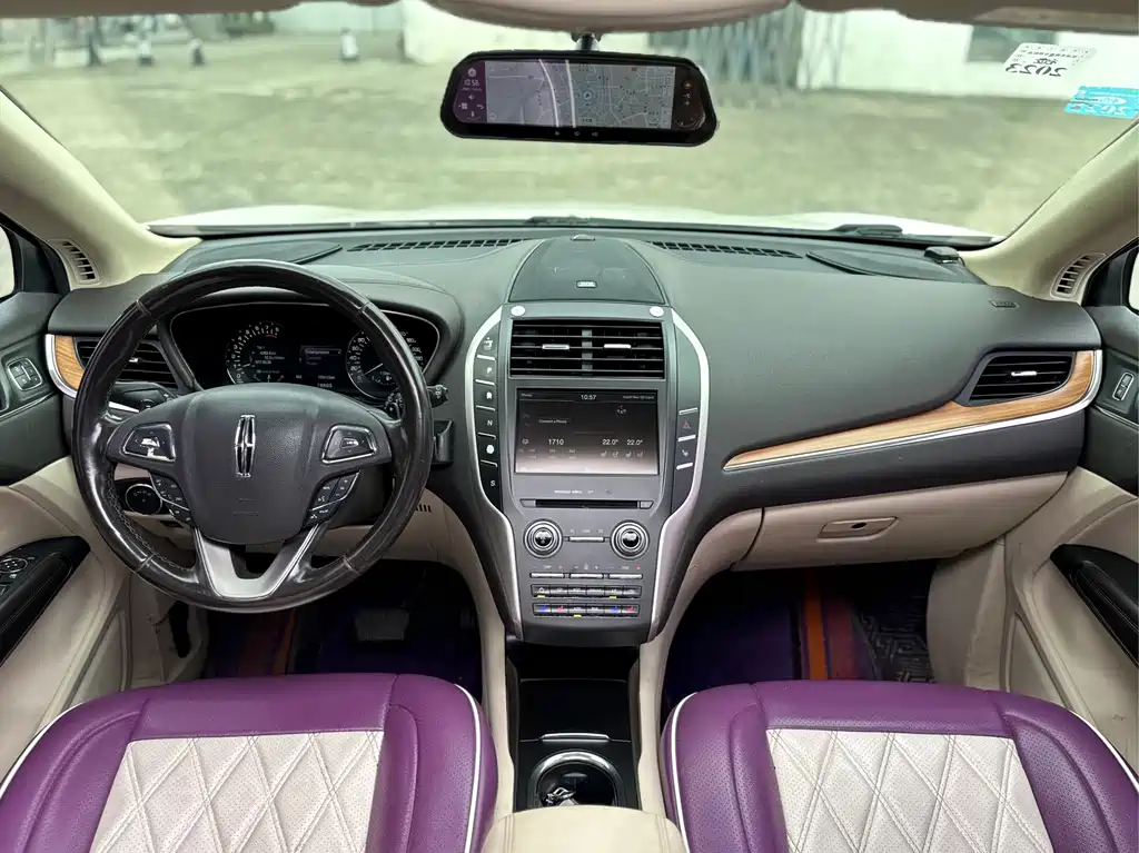 Lincoln MKC 2015 — фото 21