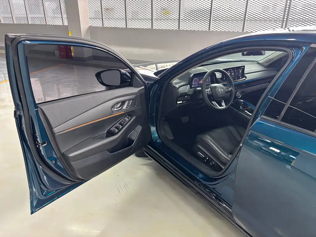 Honda Accord 2024 — фото 10