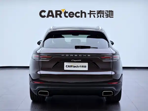 Porsche Cayenne 2022