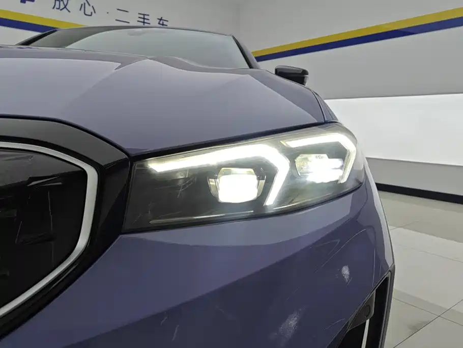 BMW i3 2023