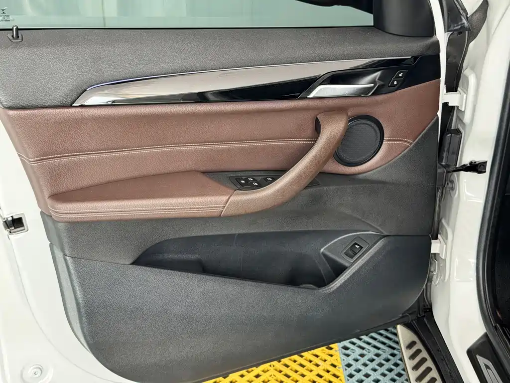 BMW X1 2020 — фото 15