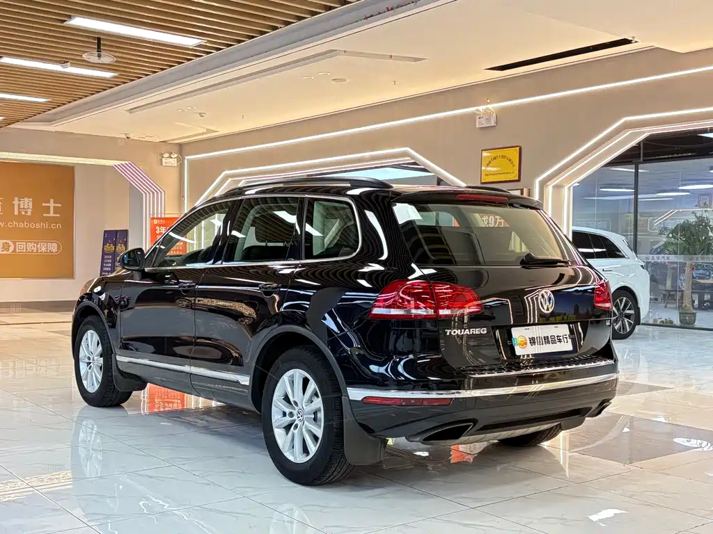 Volkswagen Touareg 2017 — фото 3