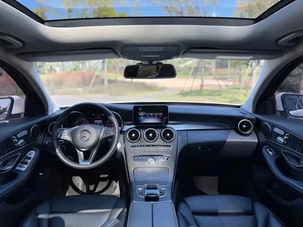 Mercedes-Benz C-Class 2017