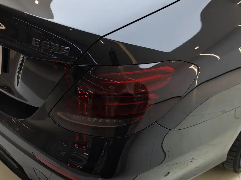 Mercedes-Benz E-Class 2020 — фото 29