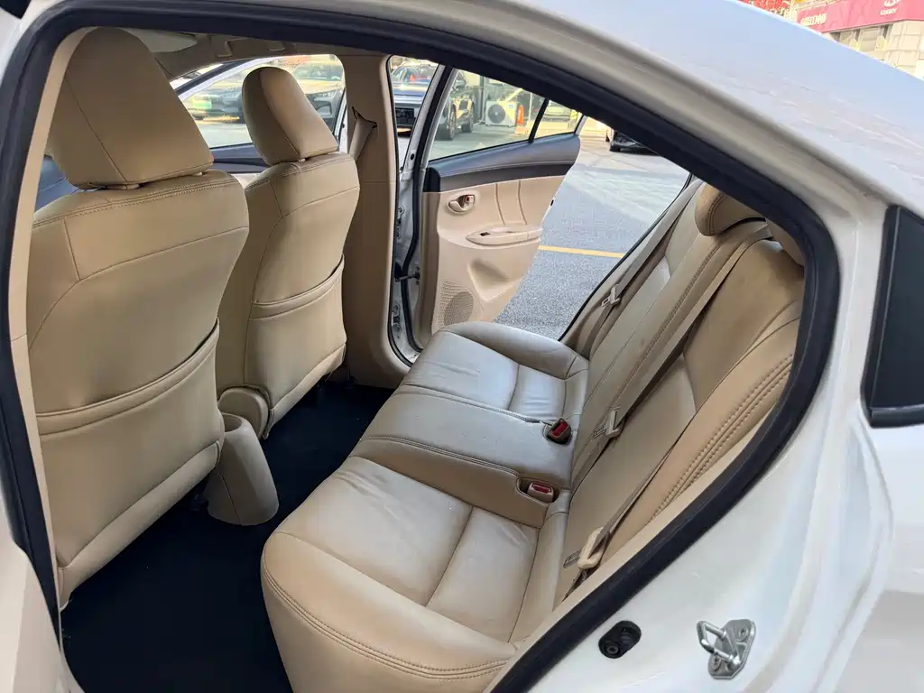 Toyota Vios 2016 — фото 21