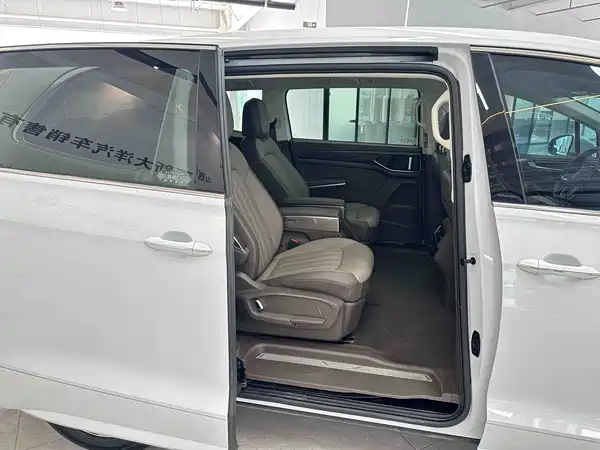 Volkswagen Viloran 2024