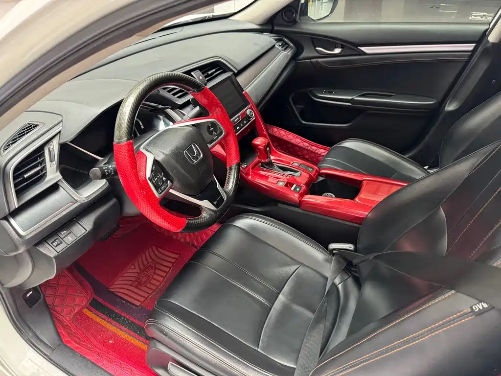 Honda Civic 2019 — фото 11