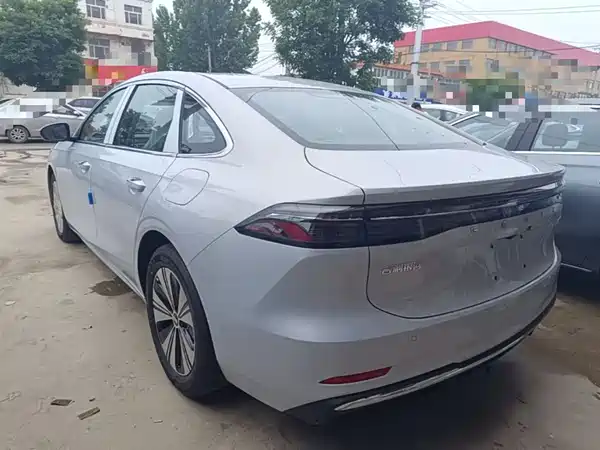Geely Galaxy A7 EM 2025