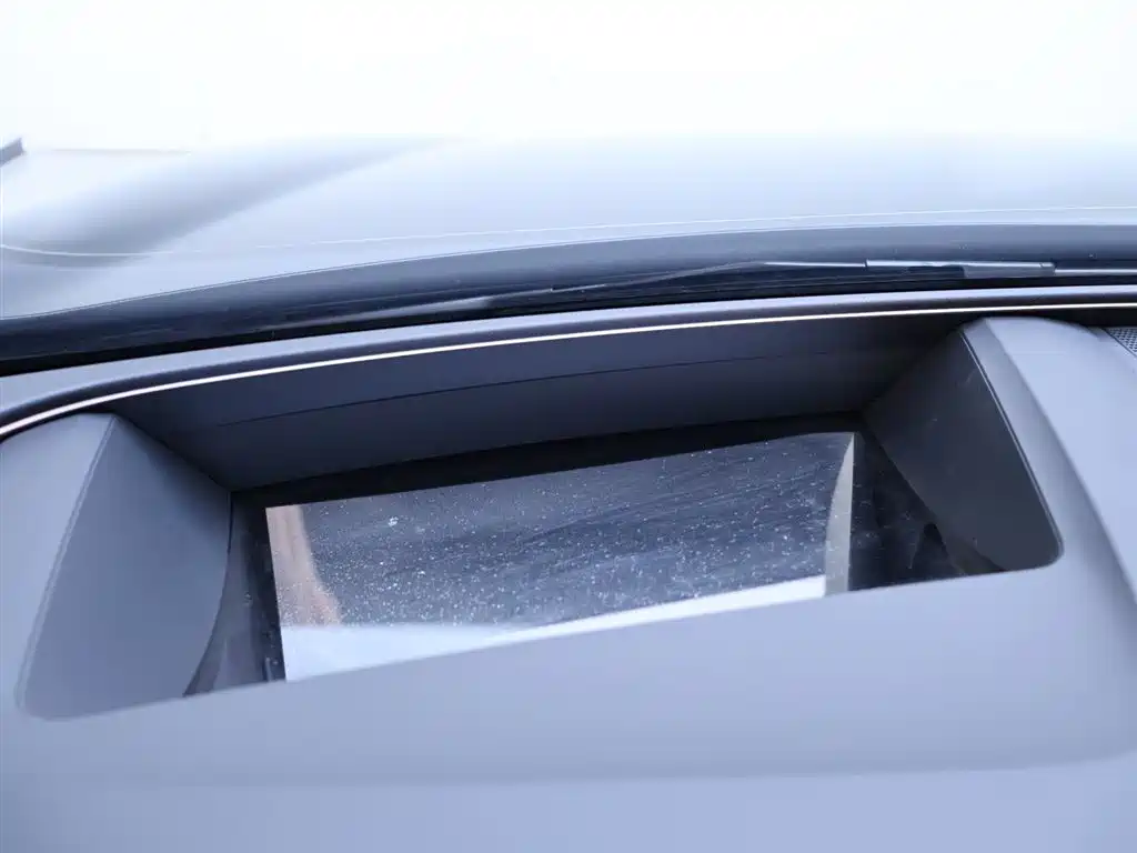 Audi Q6L e-tron 2025 — фото 26
