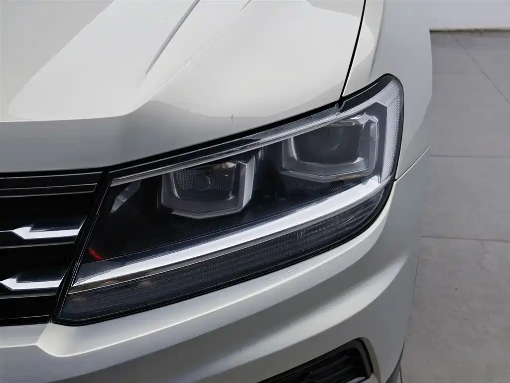 Volkswagen Tiguan L 2018 — фото 7