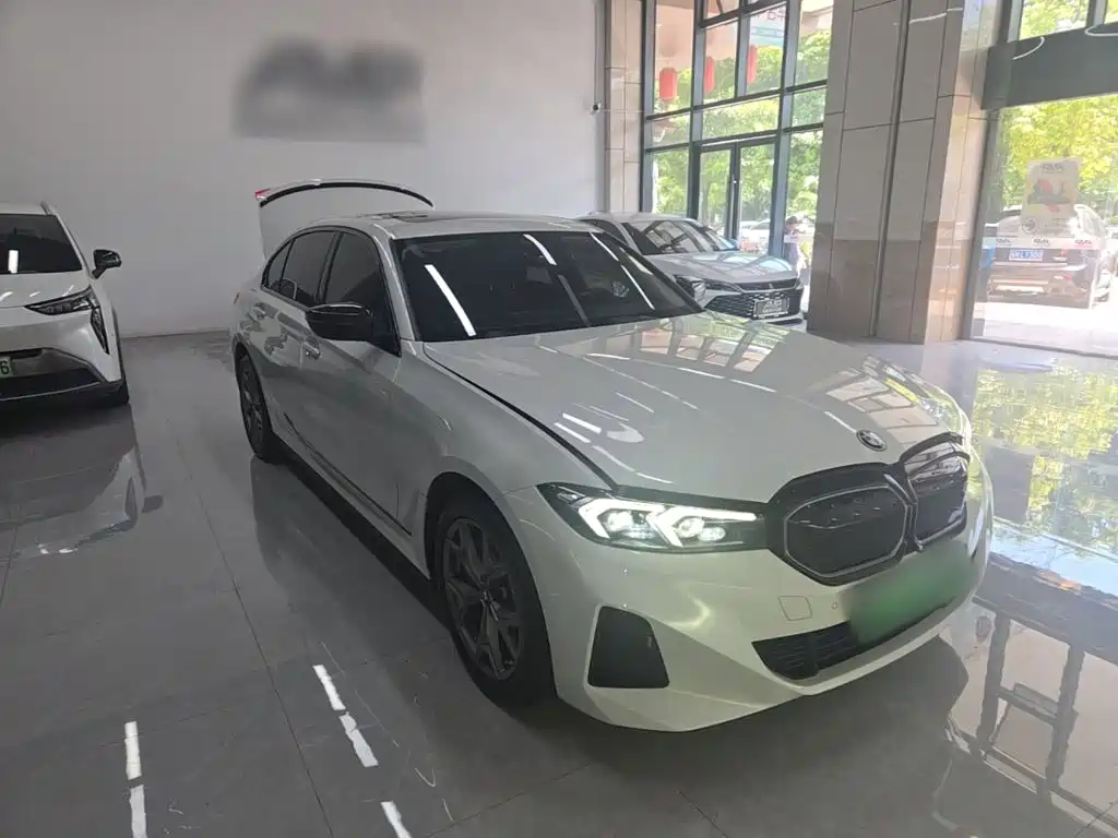 BMW i3 2024