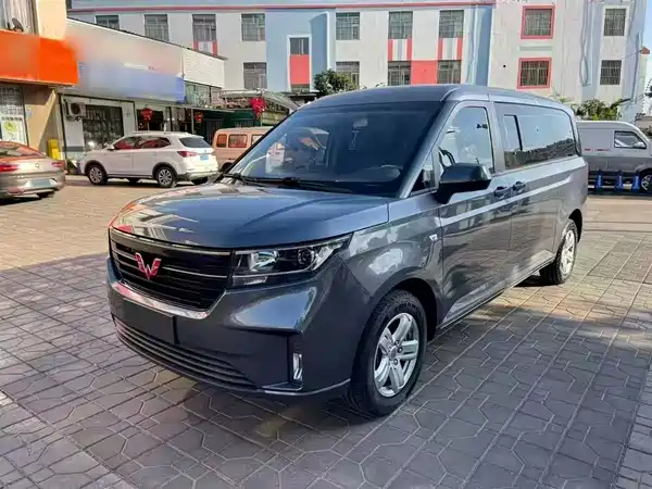 Wuling Journey 2021