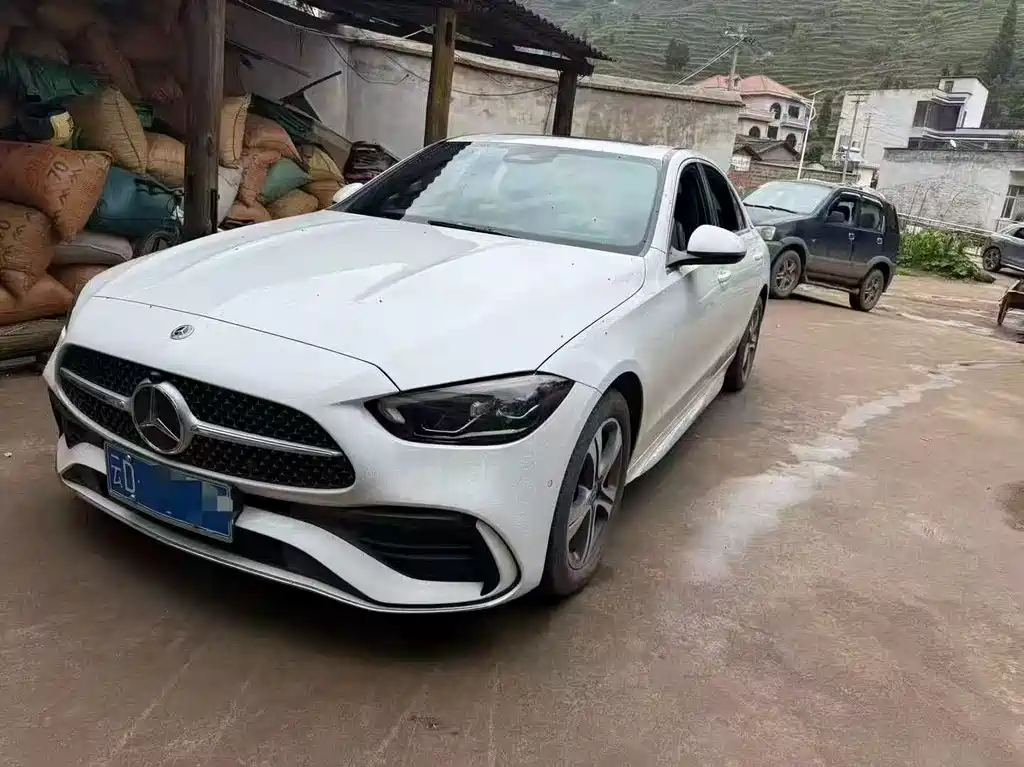 Mercedes-Benz C-Class 2022