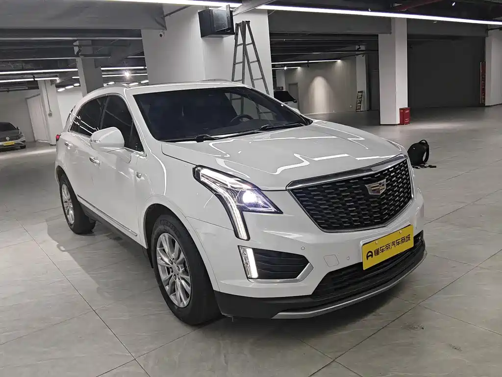 Cadillac XT5 2021 — фото 6