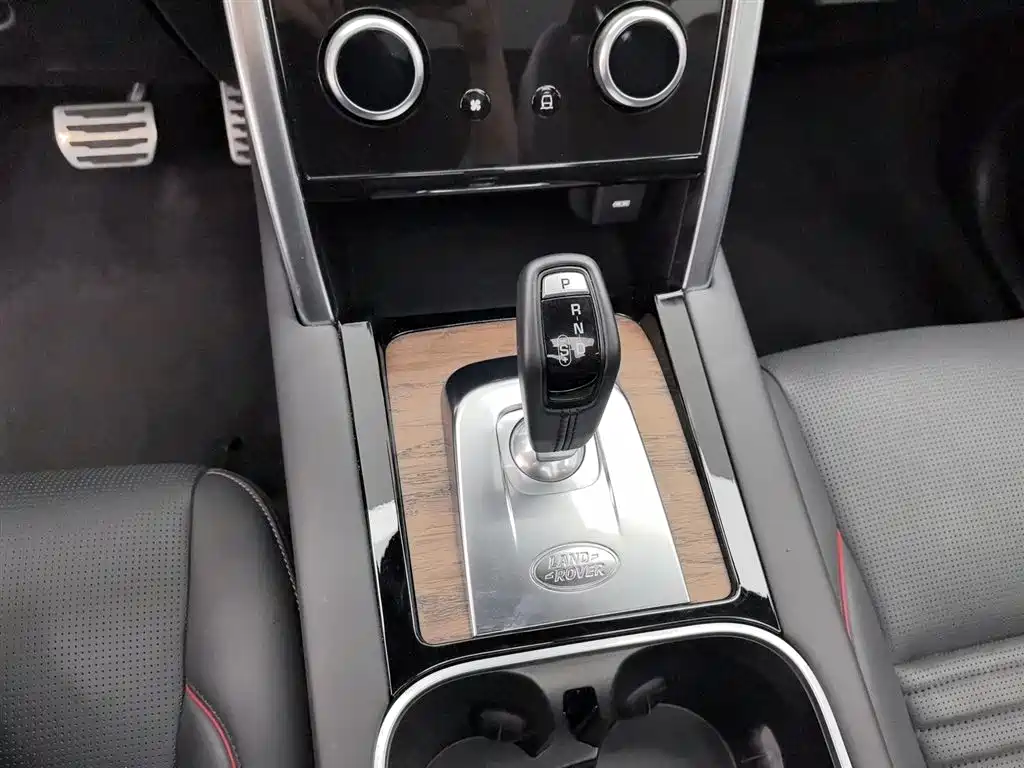 Land Rover Discovery Sport 2020 — фото 13