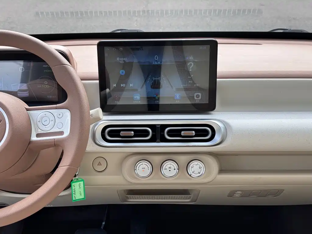 Wuling MINIEV 2024