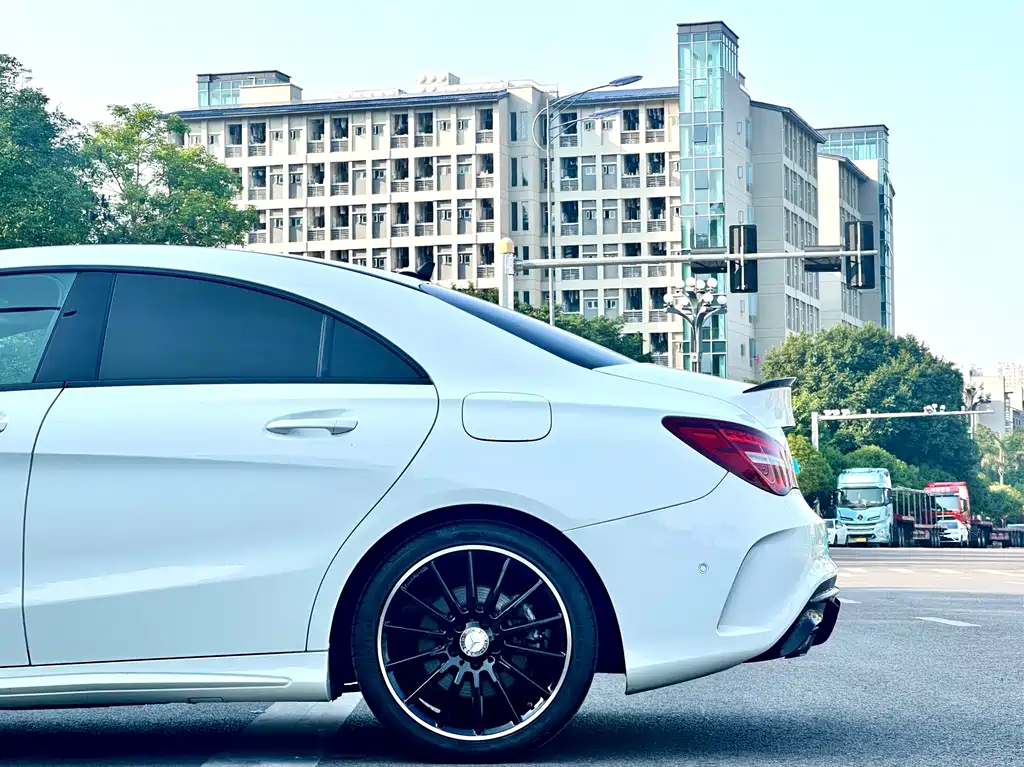 Mercedes-Benz CLA 2017 — фото 9