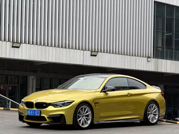 BMW M4 2017