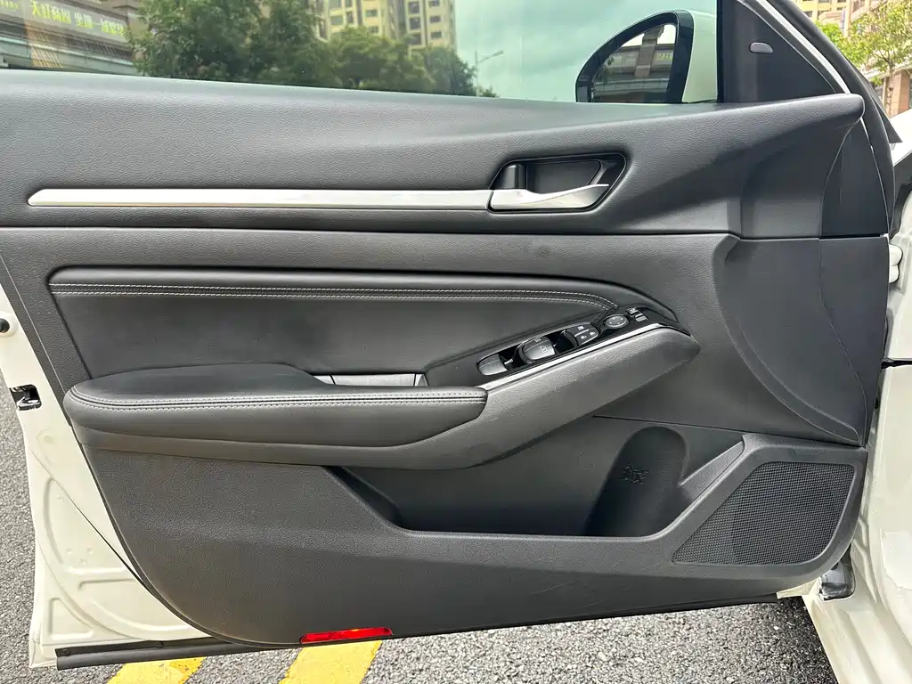 Nissan Teana 2021 — фото 10