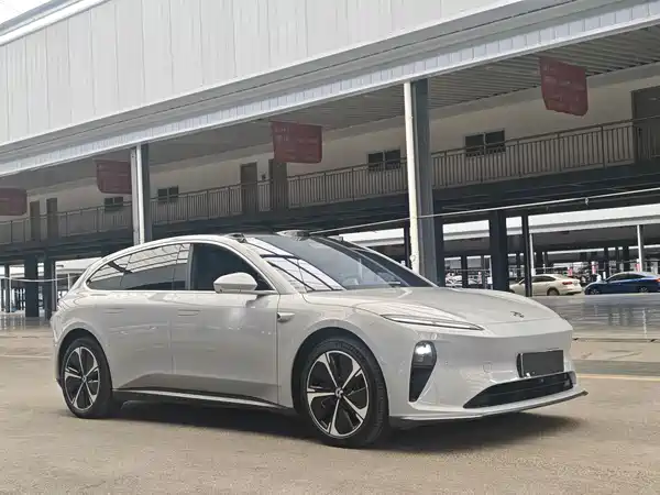 NIO ET5T 2024