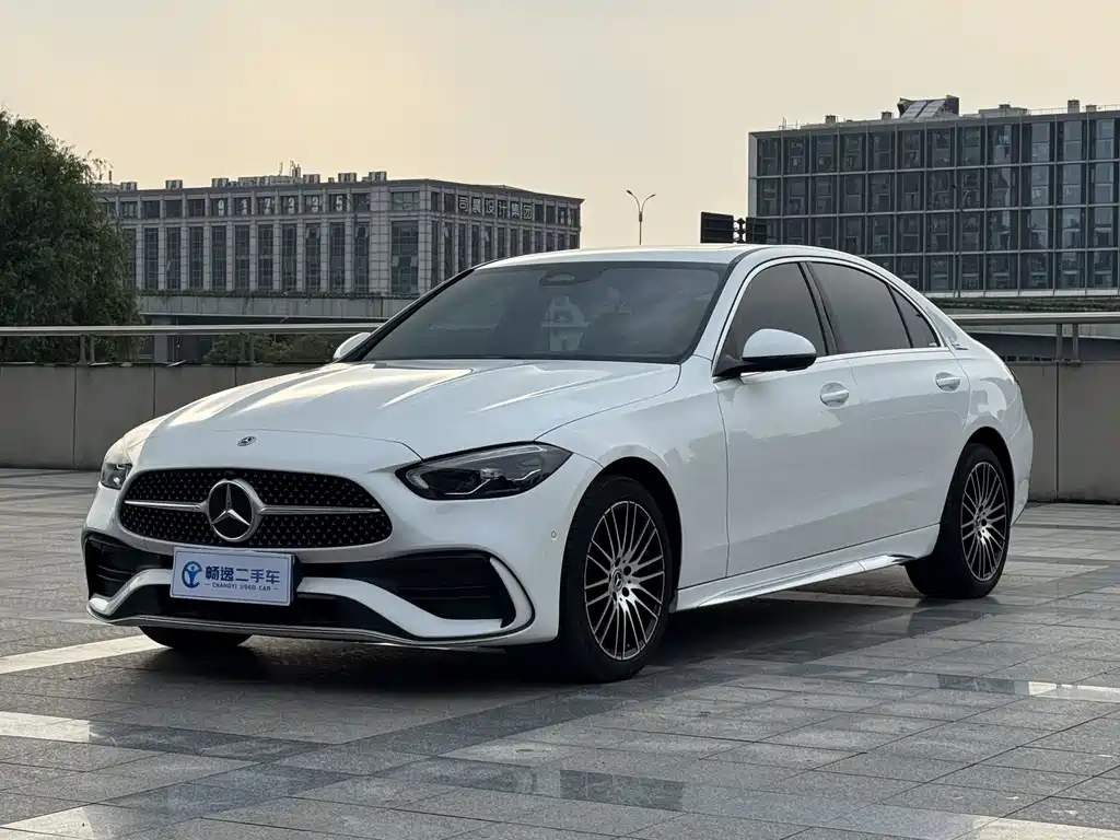 Mercedes-Benz C-Class 2024 — фото 1