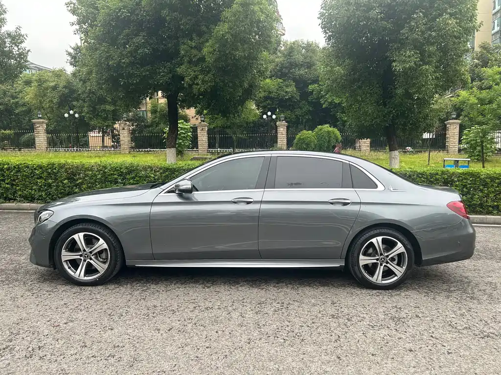 Mercedes-Benz E-Class 2018 — фото 4