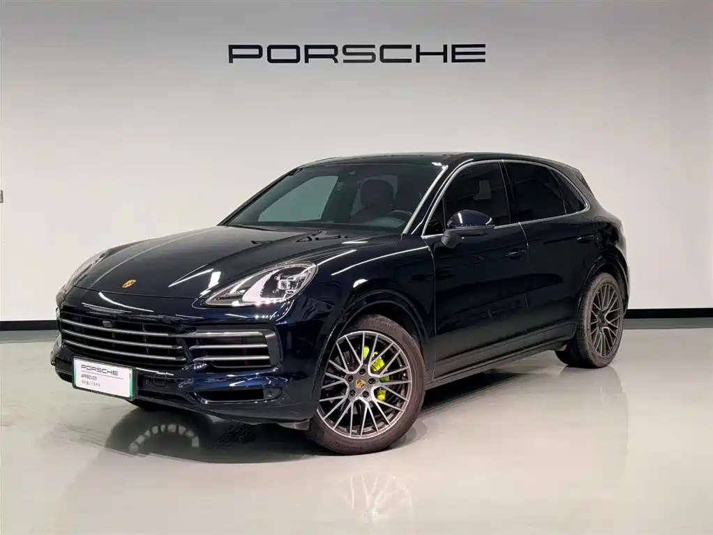 Porsche Cayenne Hybrid 2022