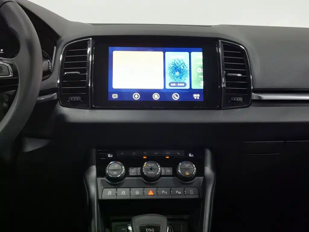 Skoda Karoq 2020 — фото 12
