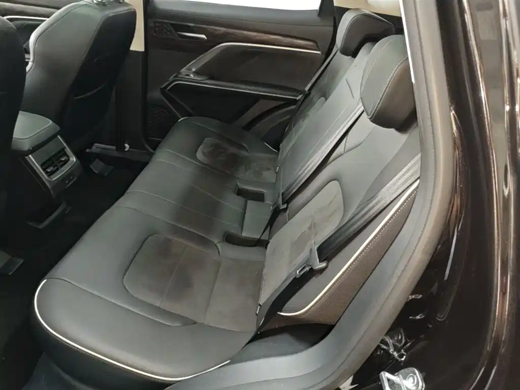 Haval H6 2023 — фото 17