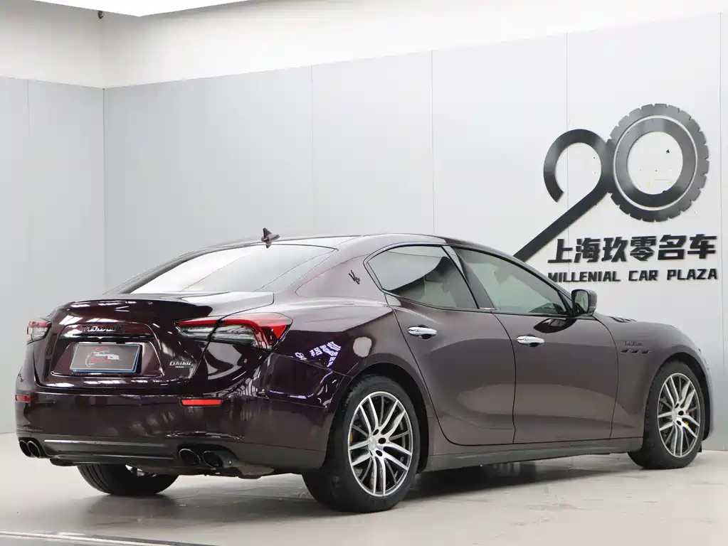Maserati Ghibli 2015 — фото 6