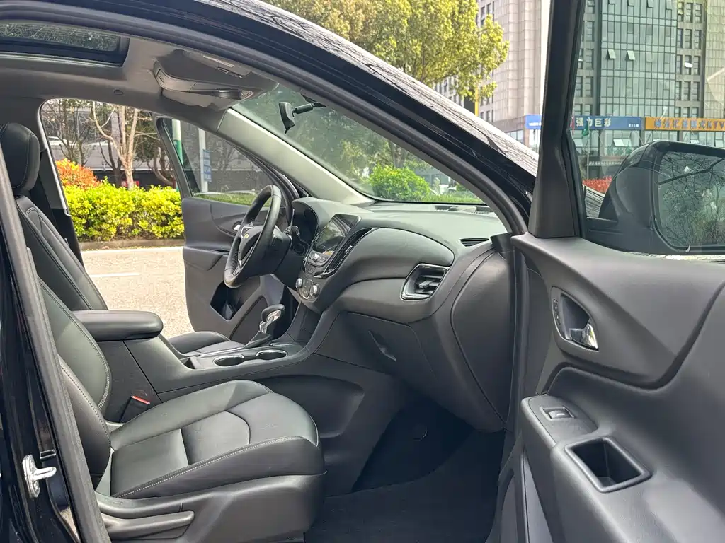Chevrolet Equinox 2022 — фото 10