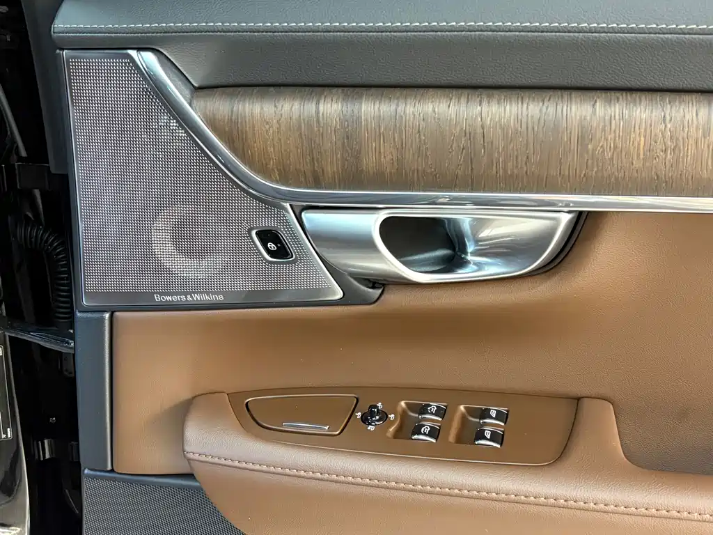 Volvo S90 2024 — фото 13