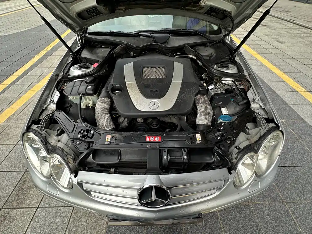 Mercedes-Benz CLK-Class 2005 — фото 21