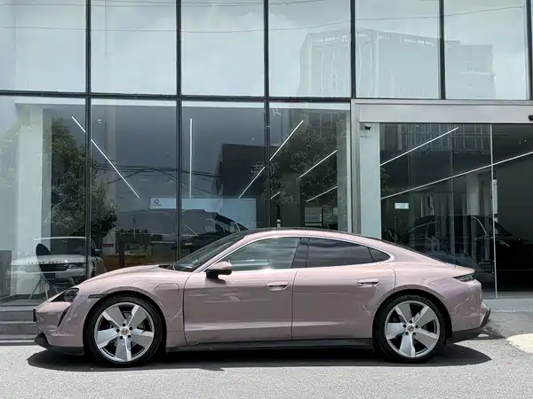Porsche Taycan 2021