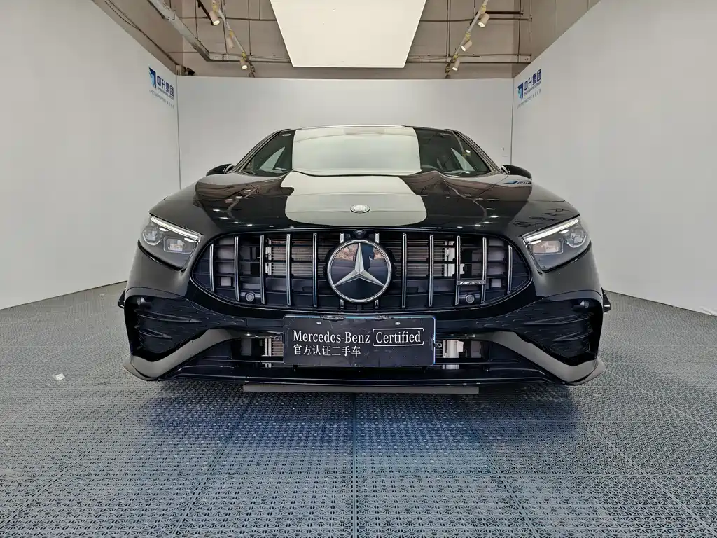 Mercedes-Benz A-Class AMG 2025 — фото 2