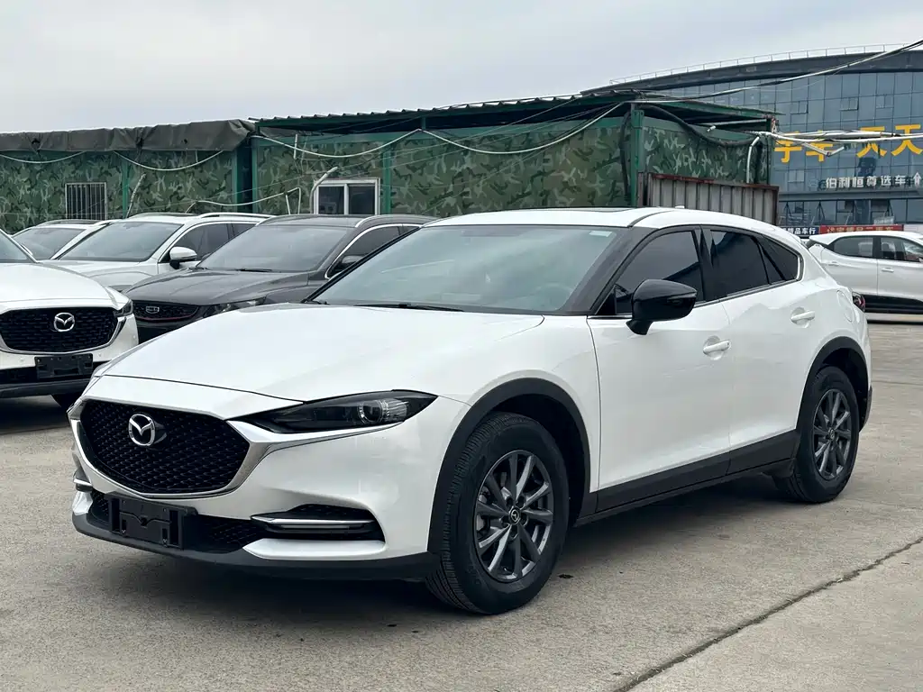 Mazda CX-4 2023