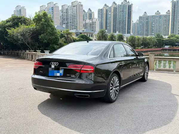 Audi A8 2016