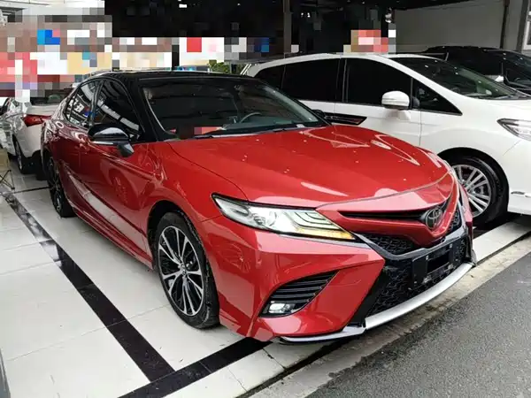 Toyota Camry 2018