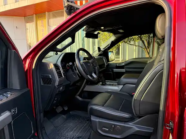 Ford F-150 Raptor 2020