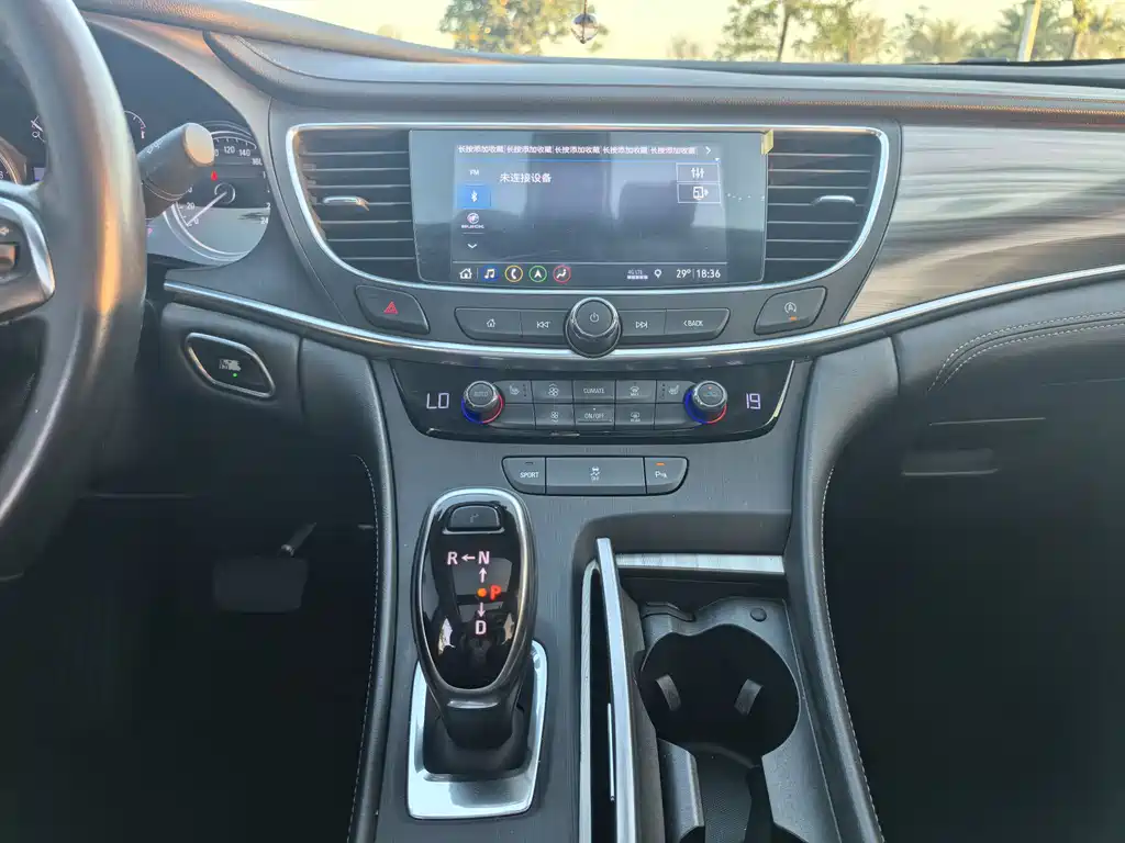 Buick LaCrosse 2020 — фото 13