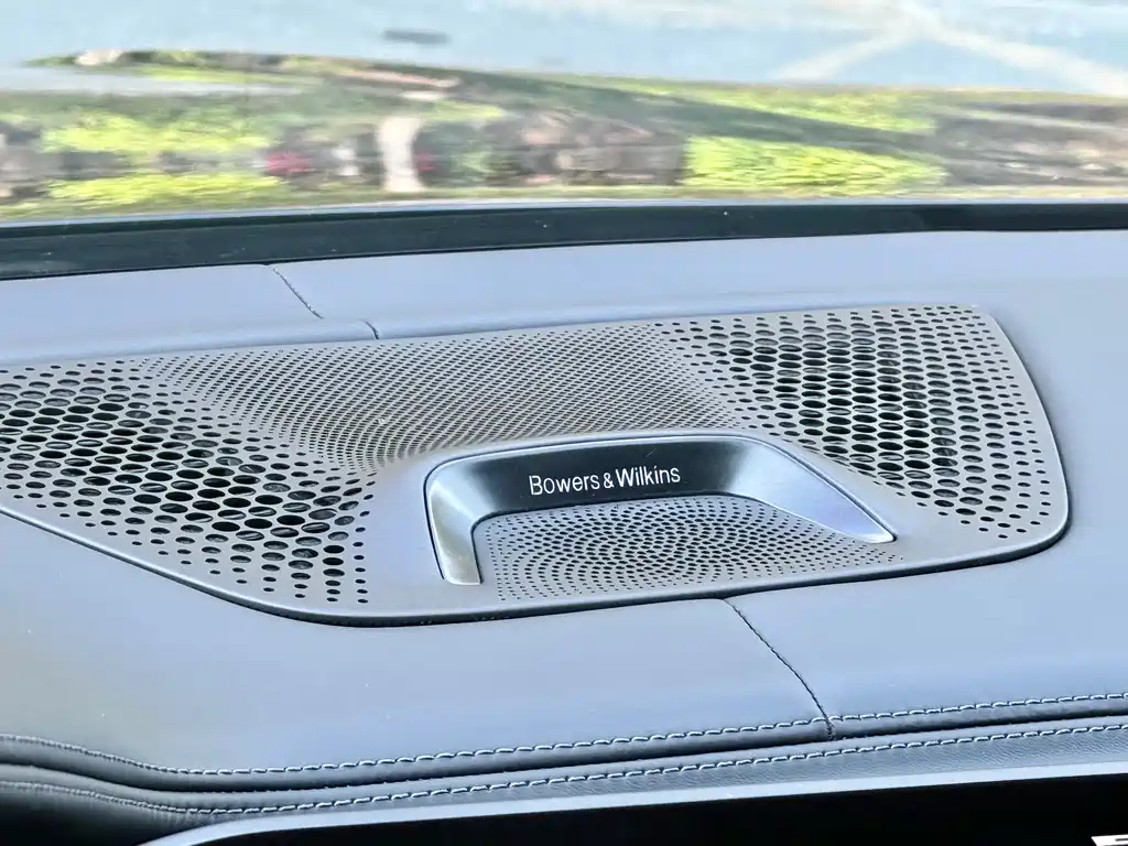 BMW X7 2022 — фото 21