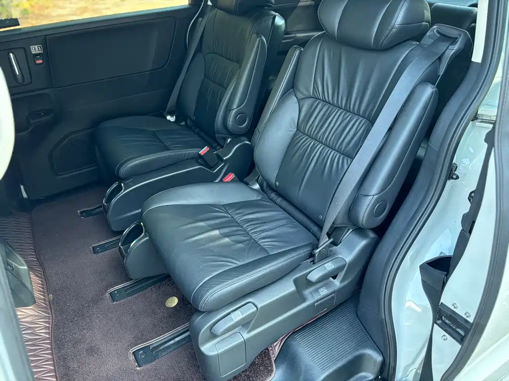 Honda Odyssey 2021 — фото 13