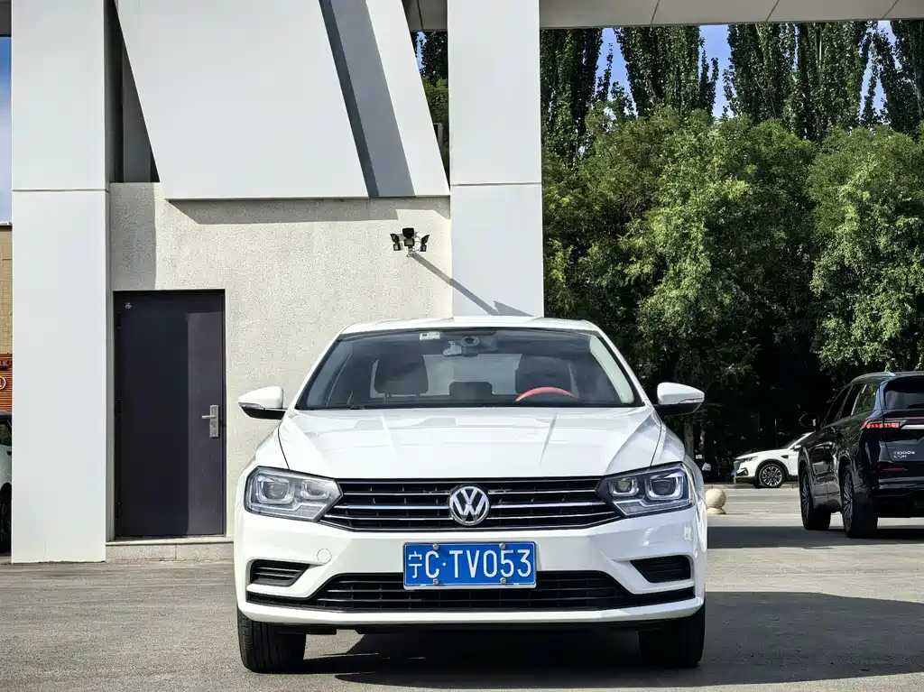 Volkswagen Bora 2021