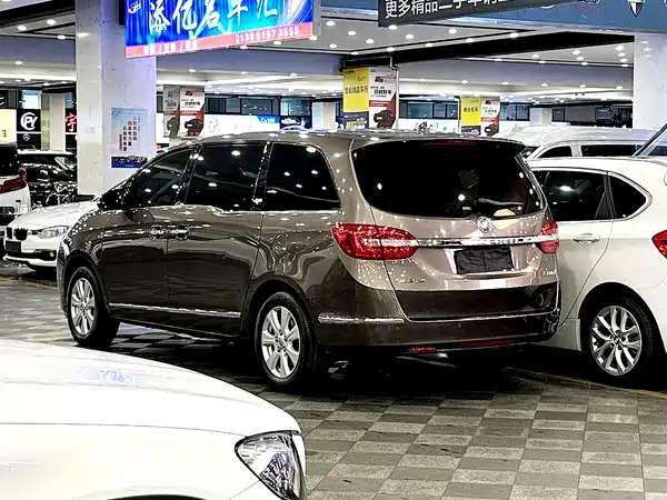 Buick GL8 2016