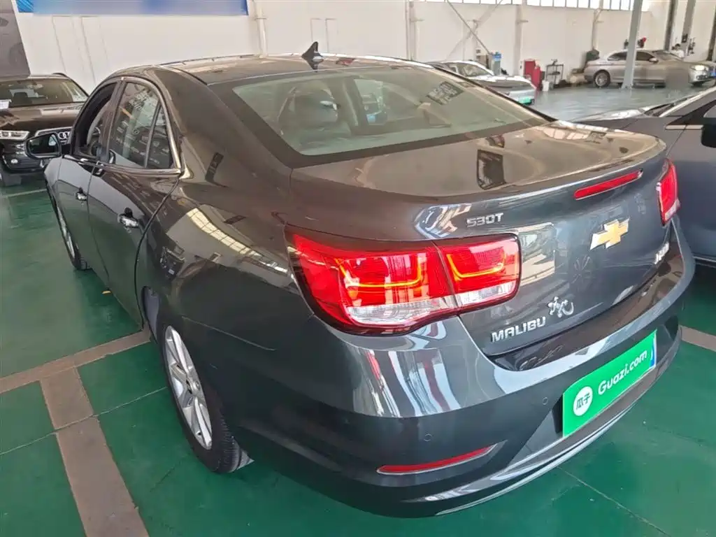 Chevrolet Malibu 2018 — фото 5