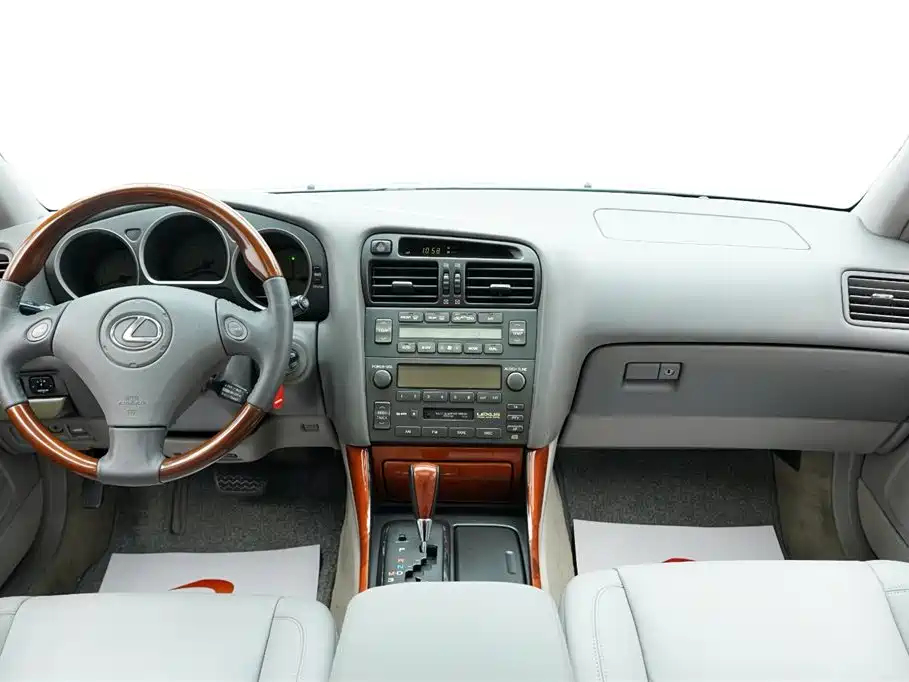 Lexus GS 2004 — фото 16