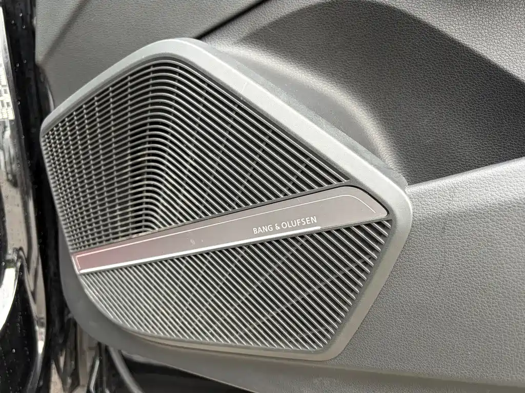 Audi Q5L 2023 — фото 15