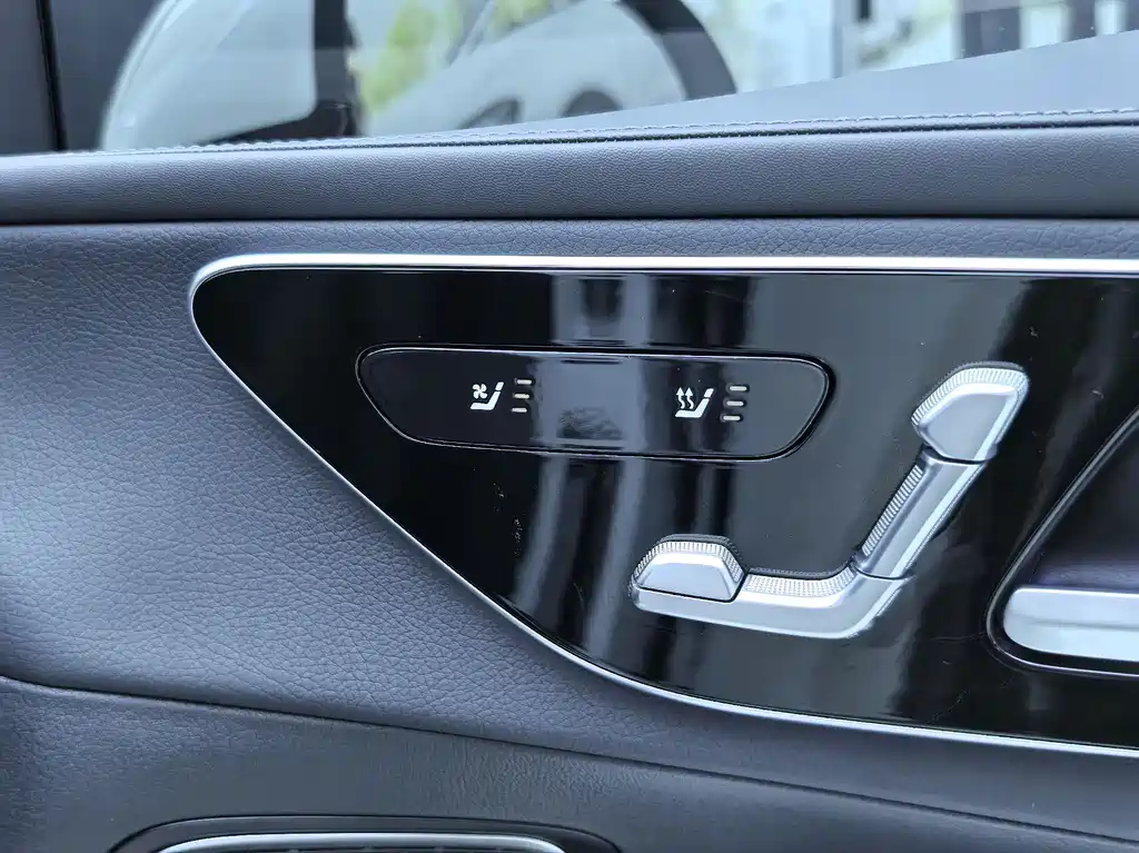 Mercedes-Benz GLC 2023 — фото 18