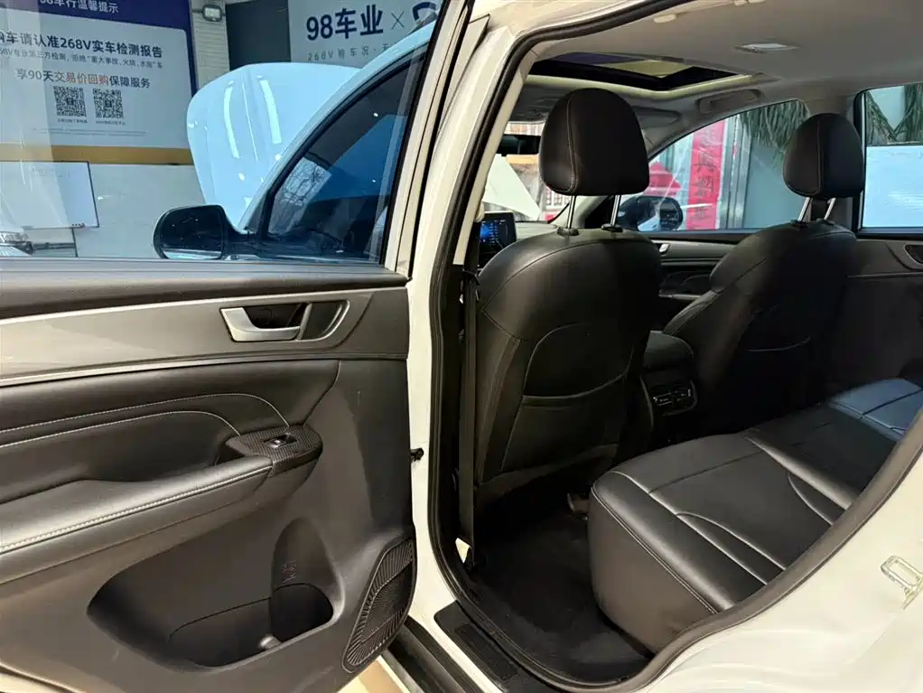 Haval M6 2022 — фото 17